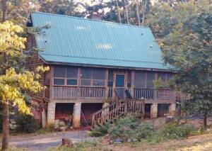 Residential metal roofing installation in Charlottesville